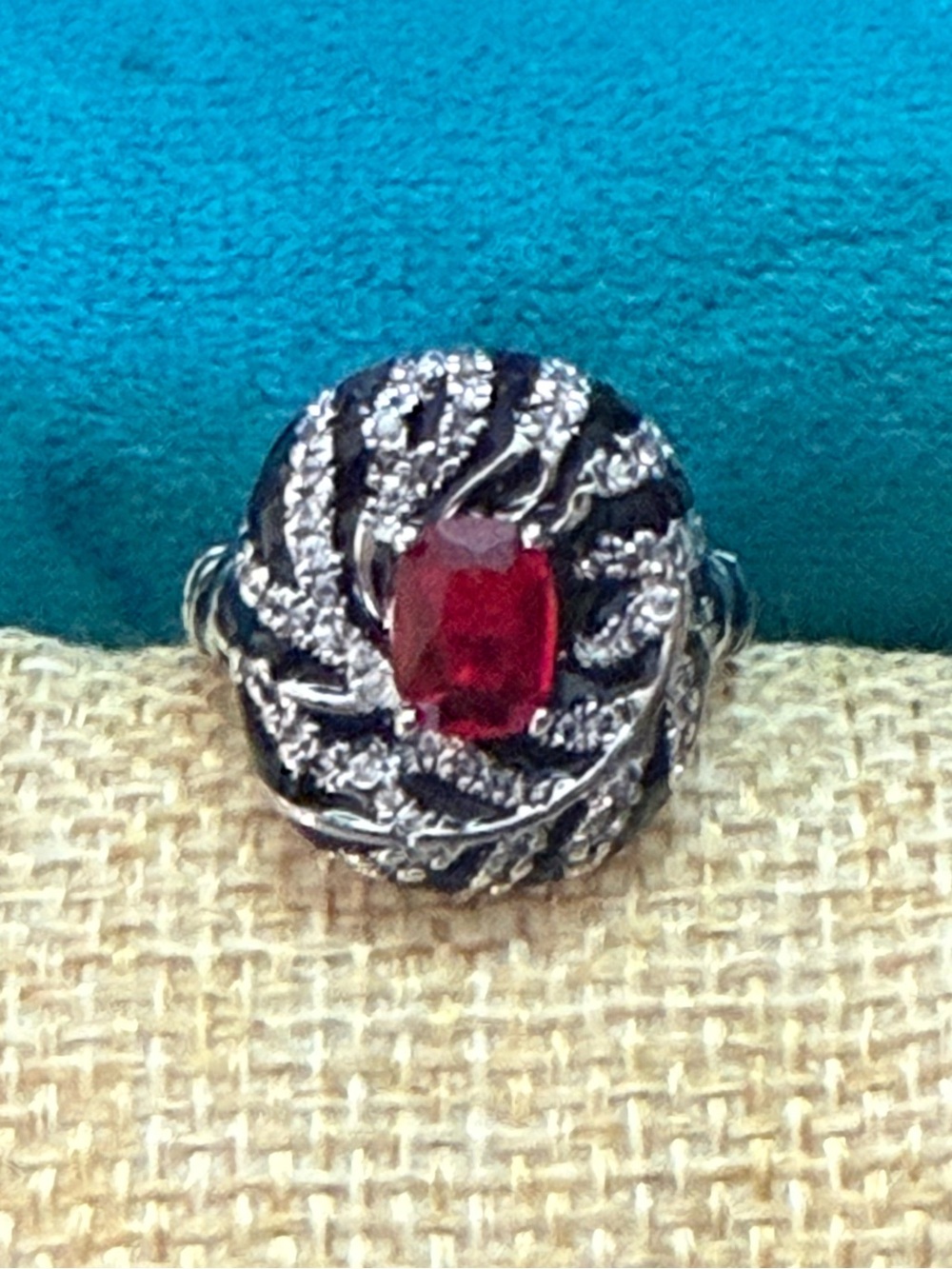 Black Silver Stone Ring Size 8 NEW